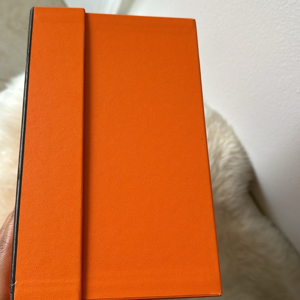 Hermes Sneaker Box - Picture 4 of 11